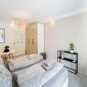 Apartment Stilvolles Im Laessigsten Viertel